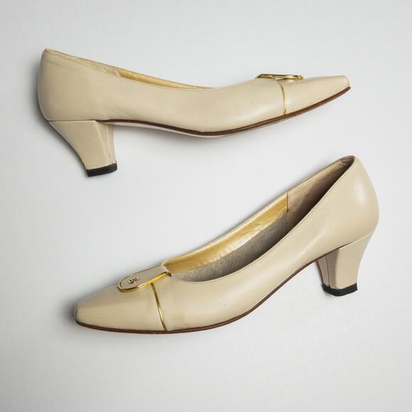 Vintage Cream Leather Kitten Heels Heritiage Old Money Square Toe Italy Sz 6.5N - Picture 2 of 8